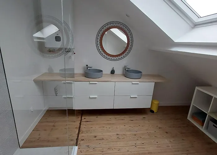 Maison Avec Jardin A Bois Blancs *